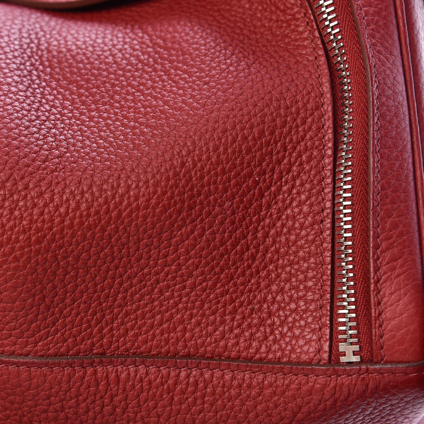 Taurillon Clemence Lindy 30 Rouge Garance