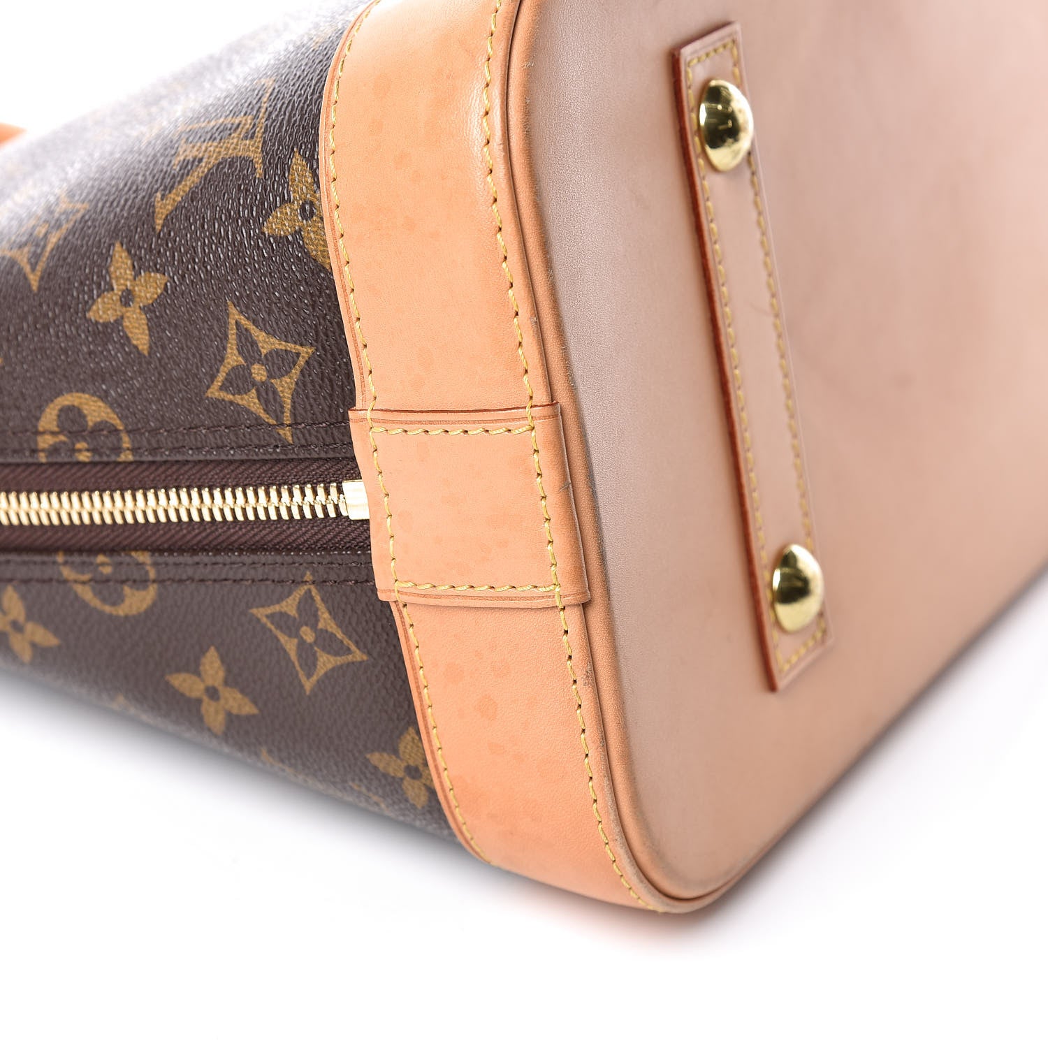 Louis Vuitton Monogram Alma PM 19 of 25