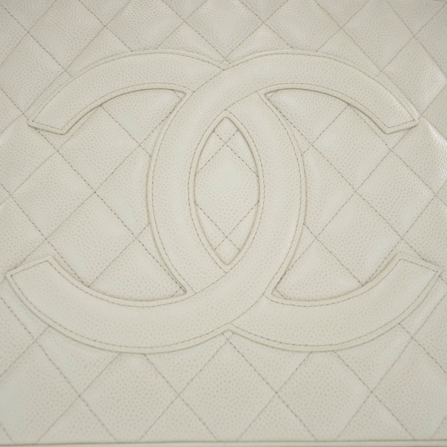 Chanel Caviar Medallion Tote 7 of 11