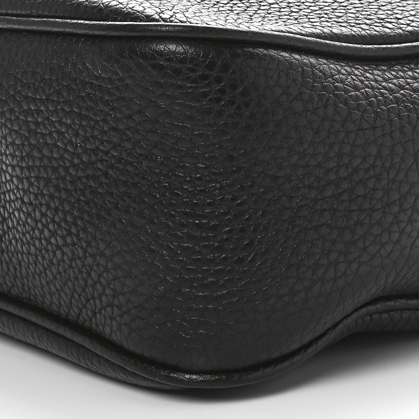 Pebbled Calfskin Small Soho Disco Bag Black