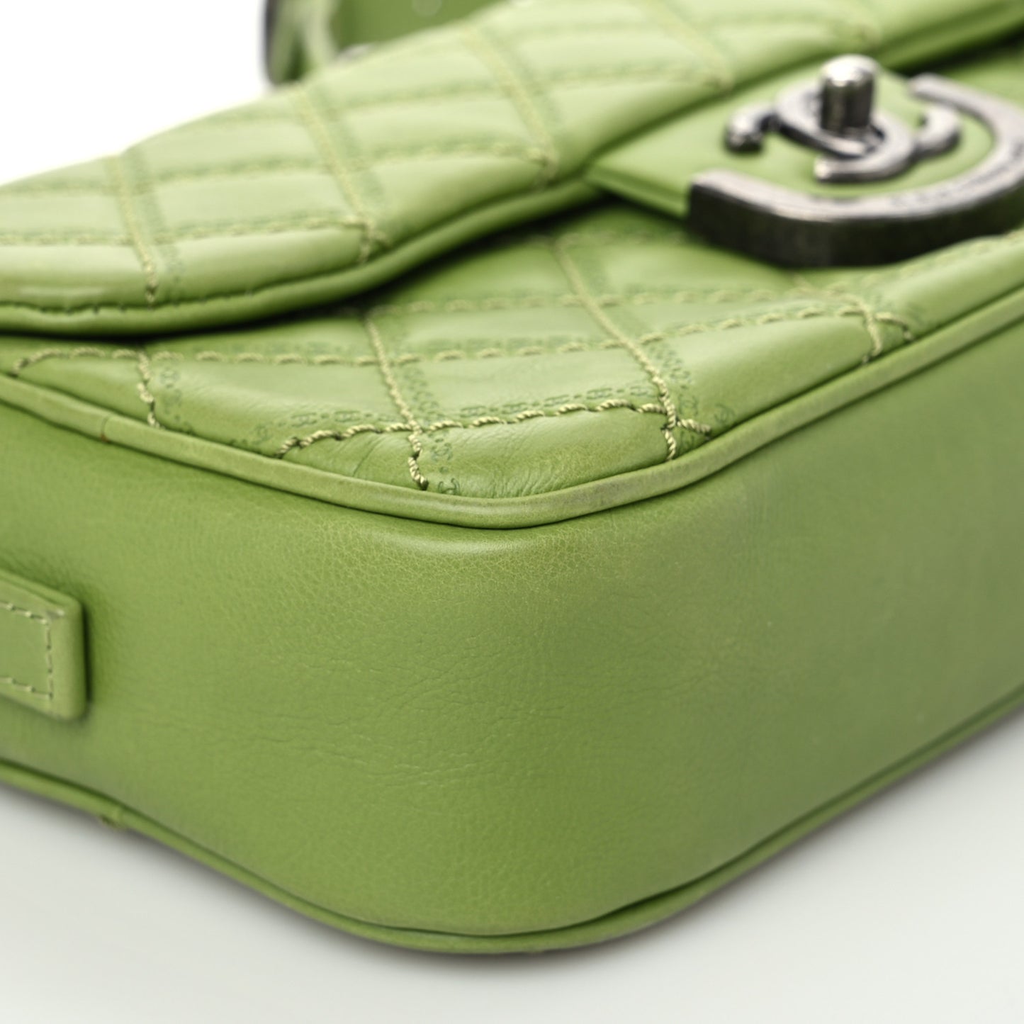 Calfskin Quilted Medium Coco Sporran Flap Green