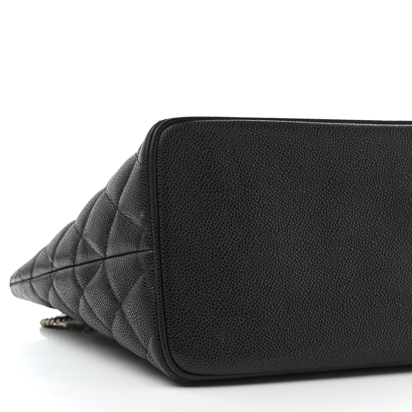 Caviar Quilted Medallion Black