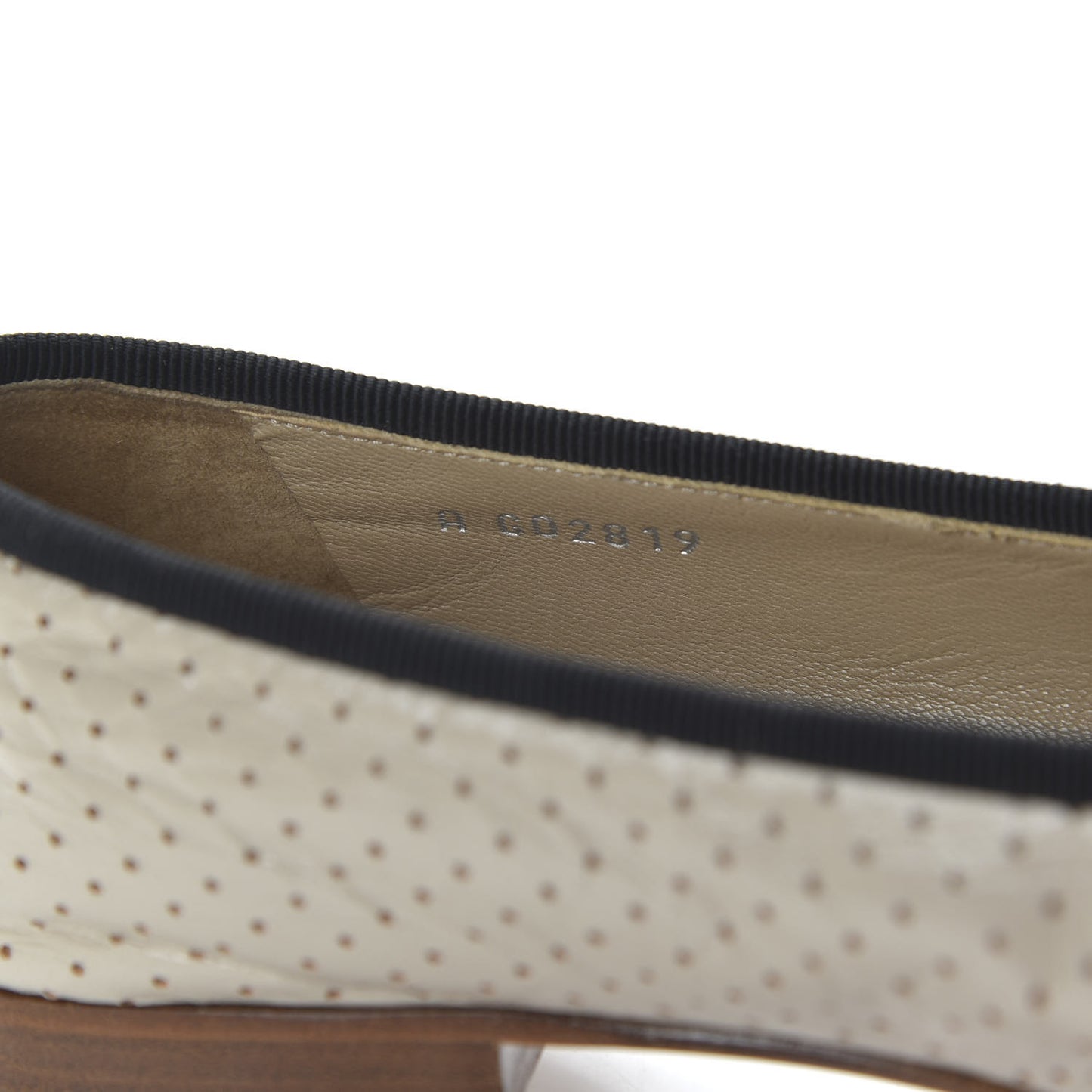 Lambskin Perforated Cap Toe Ballerina Flats 36 Beige Black