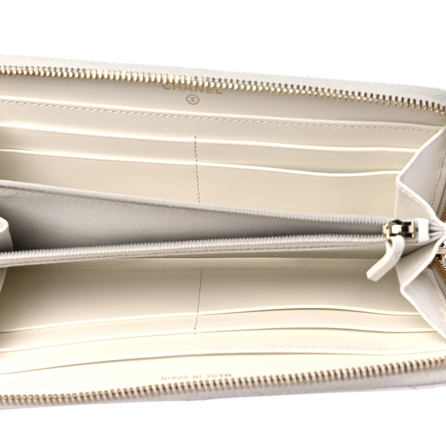 Shiny Goatskin Quilted 19 Long Zipped Around Wallet White