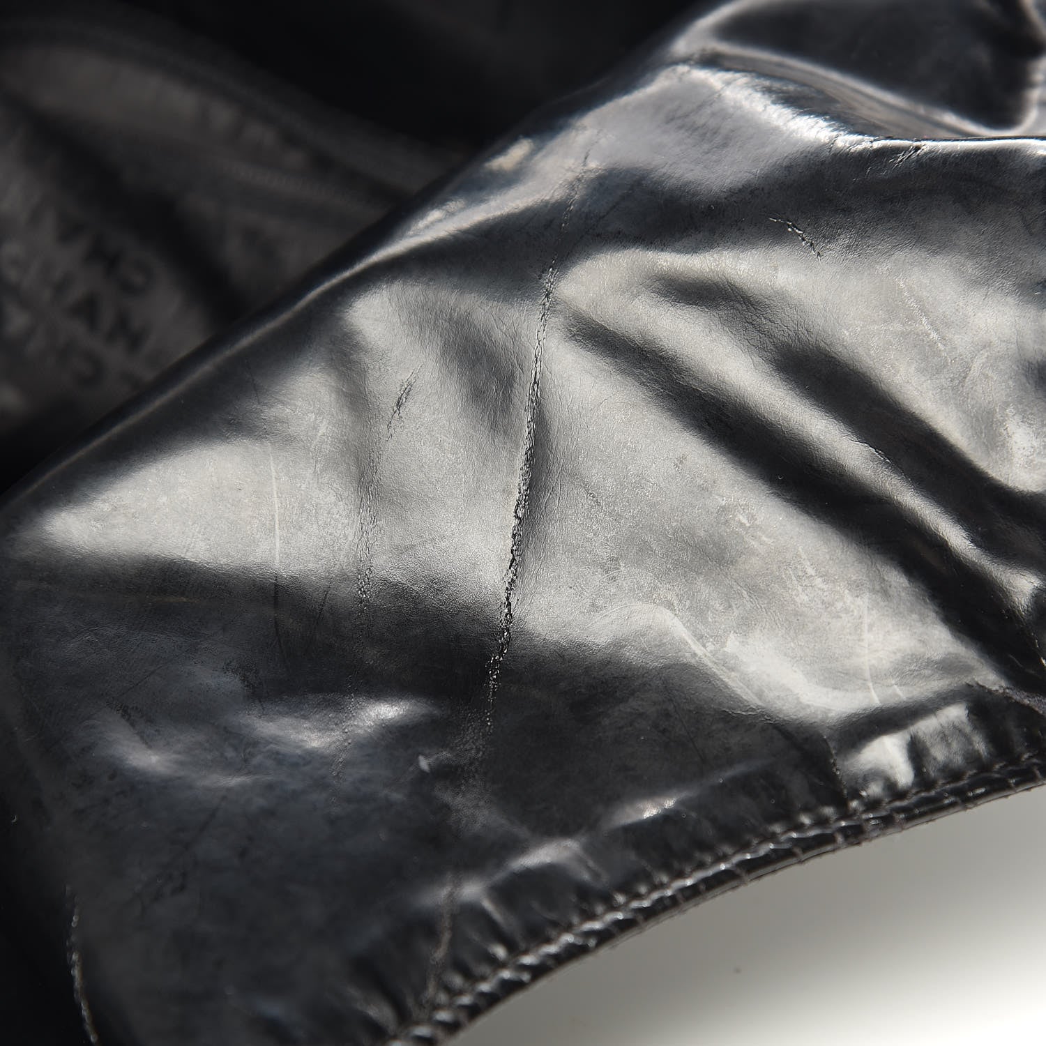 Chanel Vinyl XL Coco Cabas Black 16 of 32