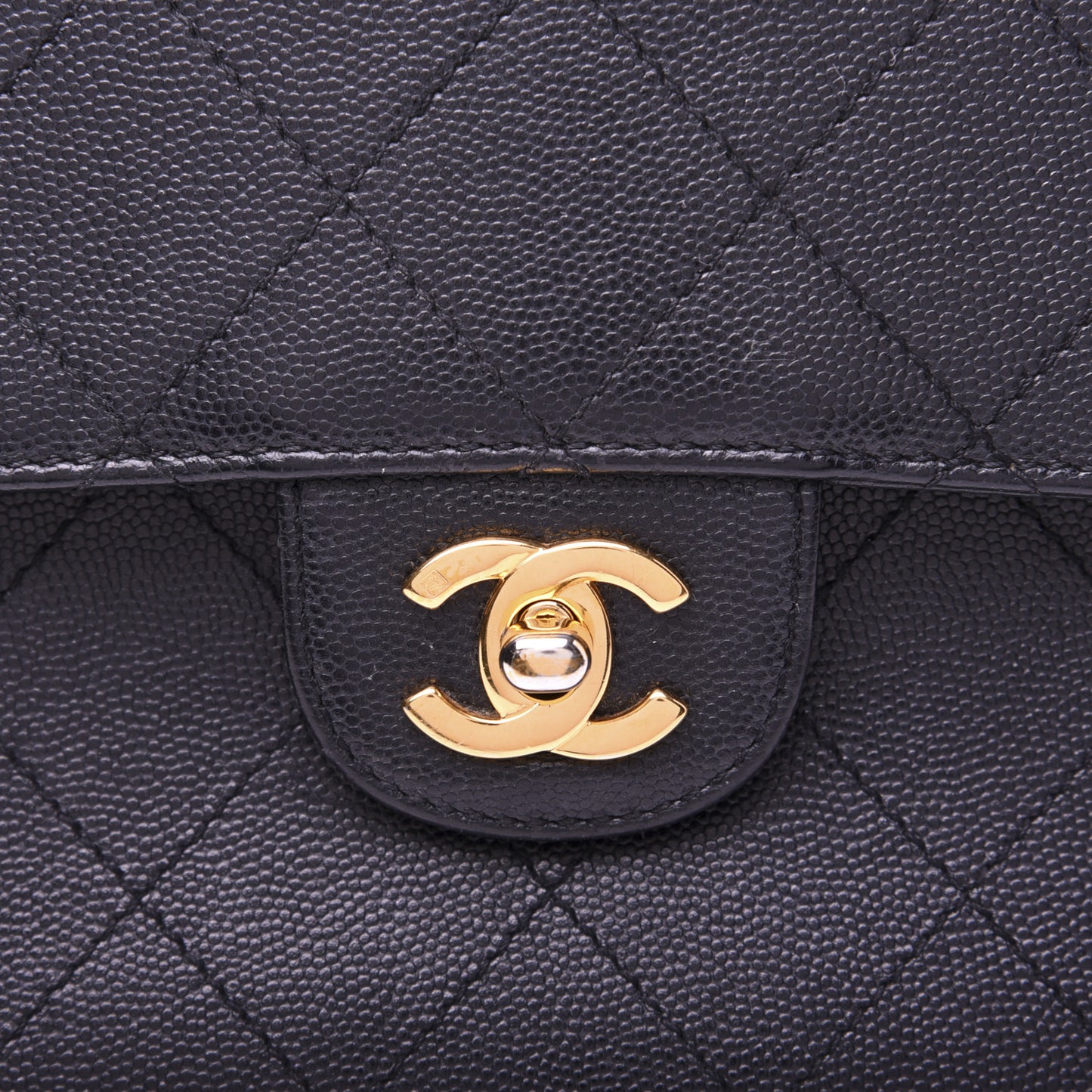 Caviar Diamond Stitched Flap Shoulder Bag Black
