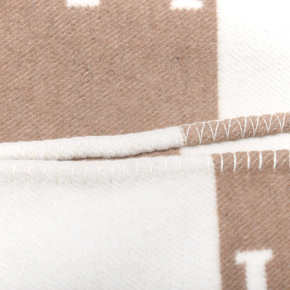 Hermes Wool Cashmere Avalon Baby Blanket Noisette Moyen White 2 of 4