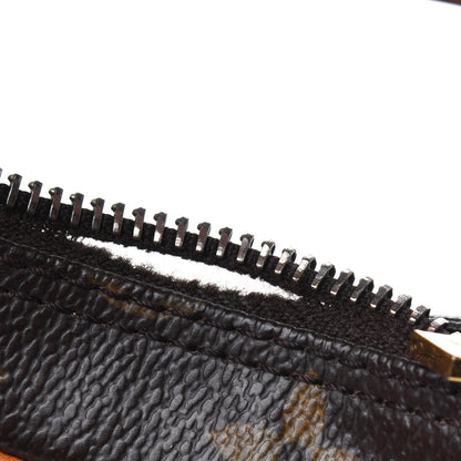 Louis Vuitton Monogram Croissant MM 21 of 21