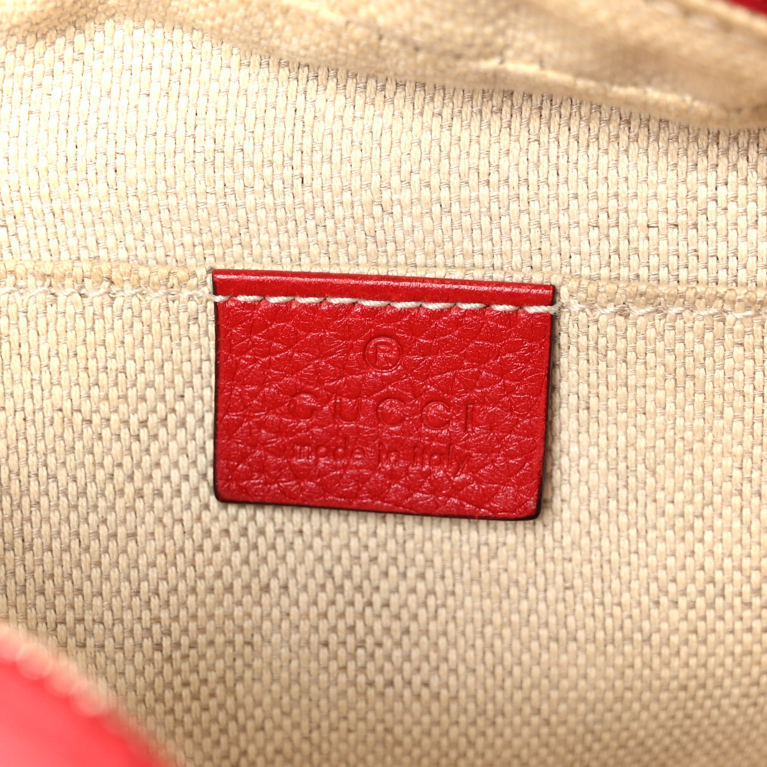 Gucci Pebbled Calfskin Small Soho Disco Bag Tabasco Red 1870149