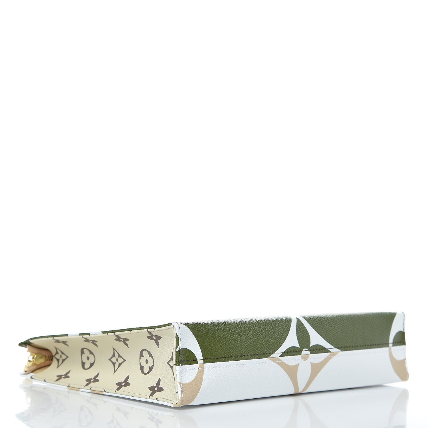 Louis Vuitton Monogram Giant Toiletry Pouch 26 Kaki 4 of 10