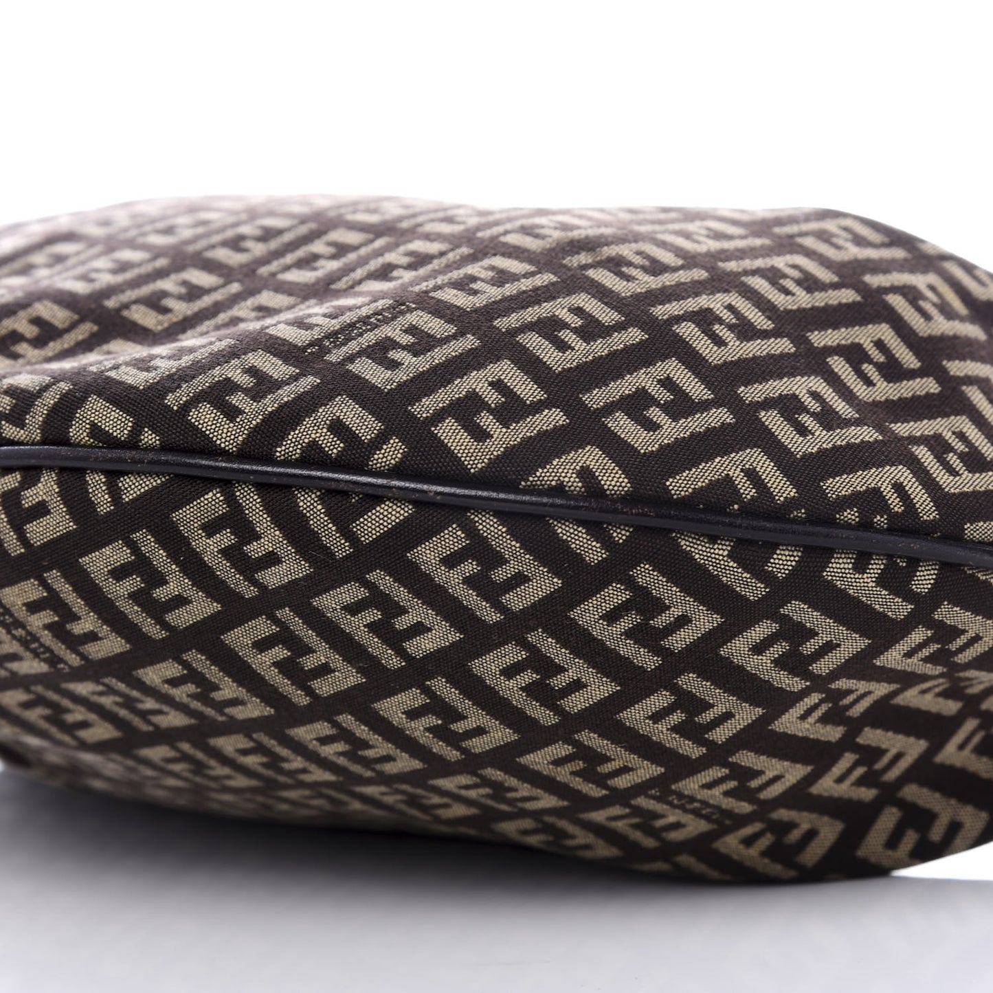 Zucchino Vitello Medium Chef Hobo Testa di Moro Beige