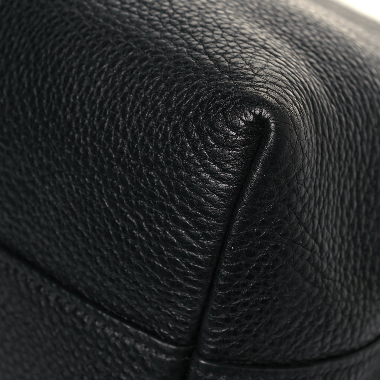 Vitello Daino Boxy Tote Black