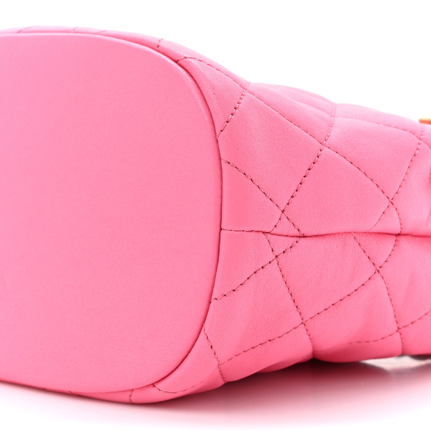 Lambskin Quilted Chaine Lettre Small Bucket Bag Pink