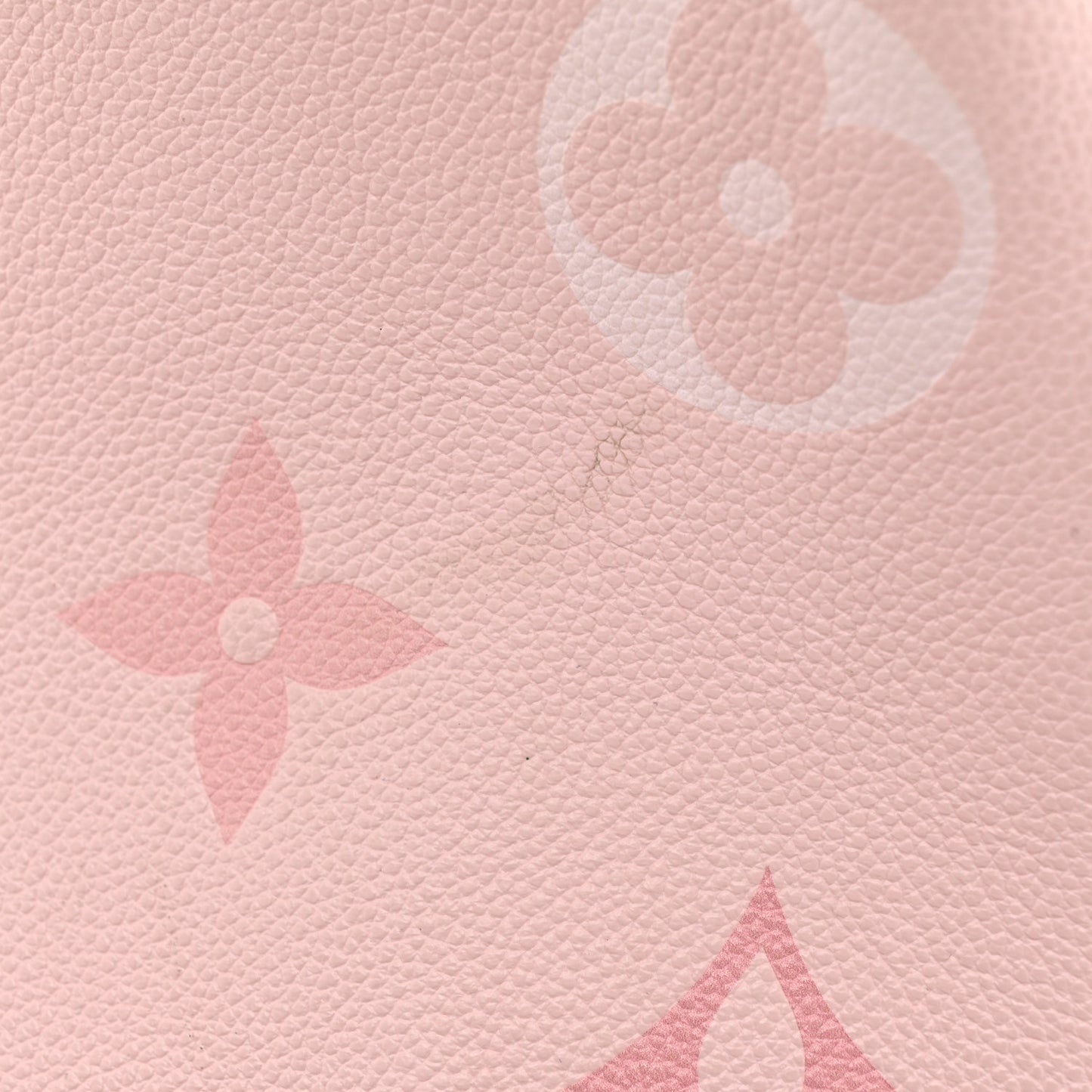 Empreinte Monogram Giant By The Pool Marshmallow Hobo PM Bouton De Rose