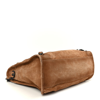 Balenciaga Waxed Suede Calfskin Classic Hardware Medium Le City Camel 4 of 10