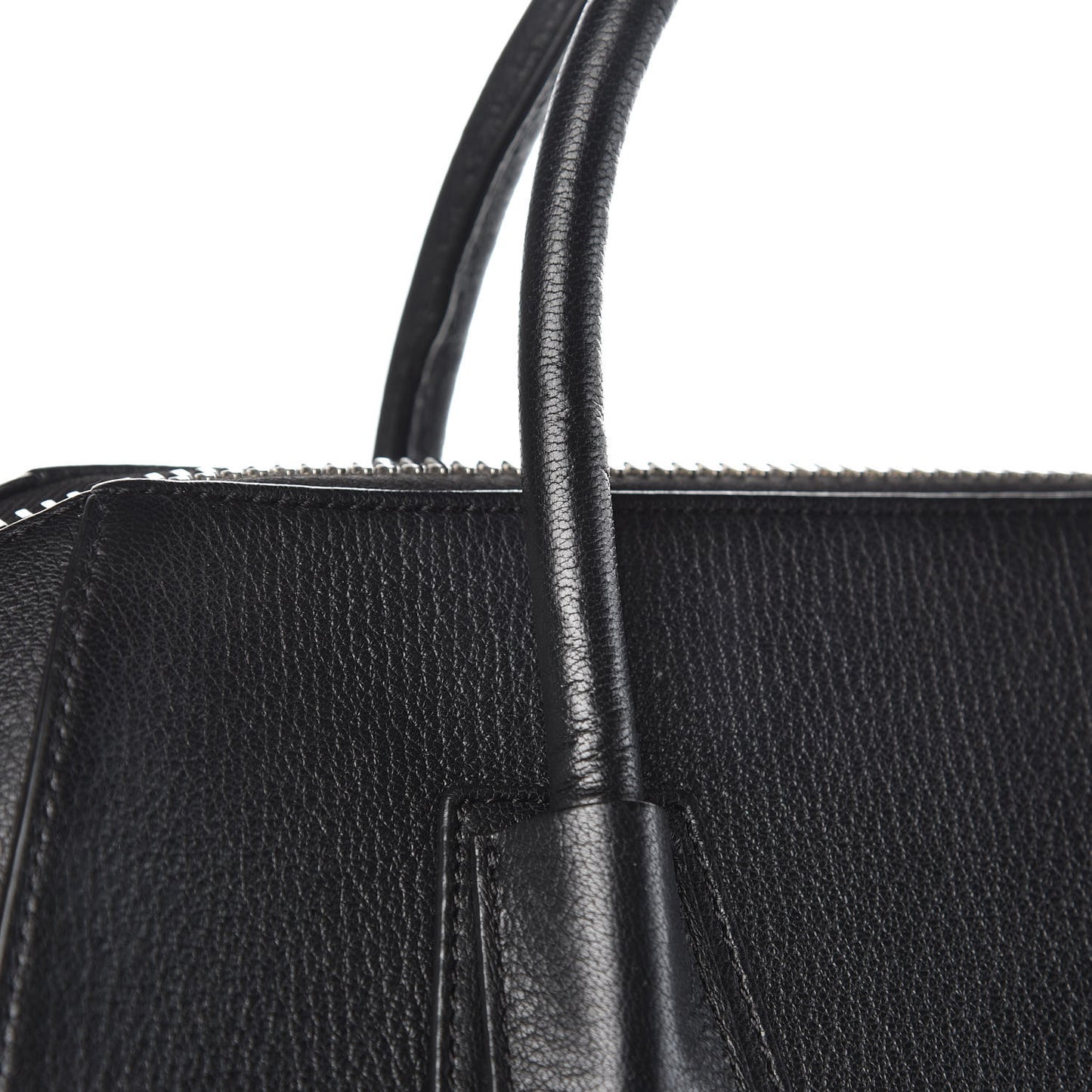 Sugar Goatskin Medium Antigona Black