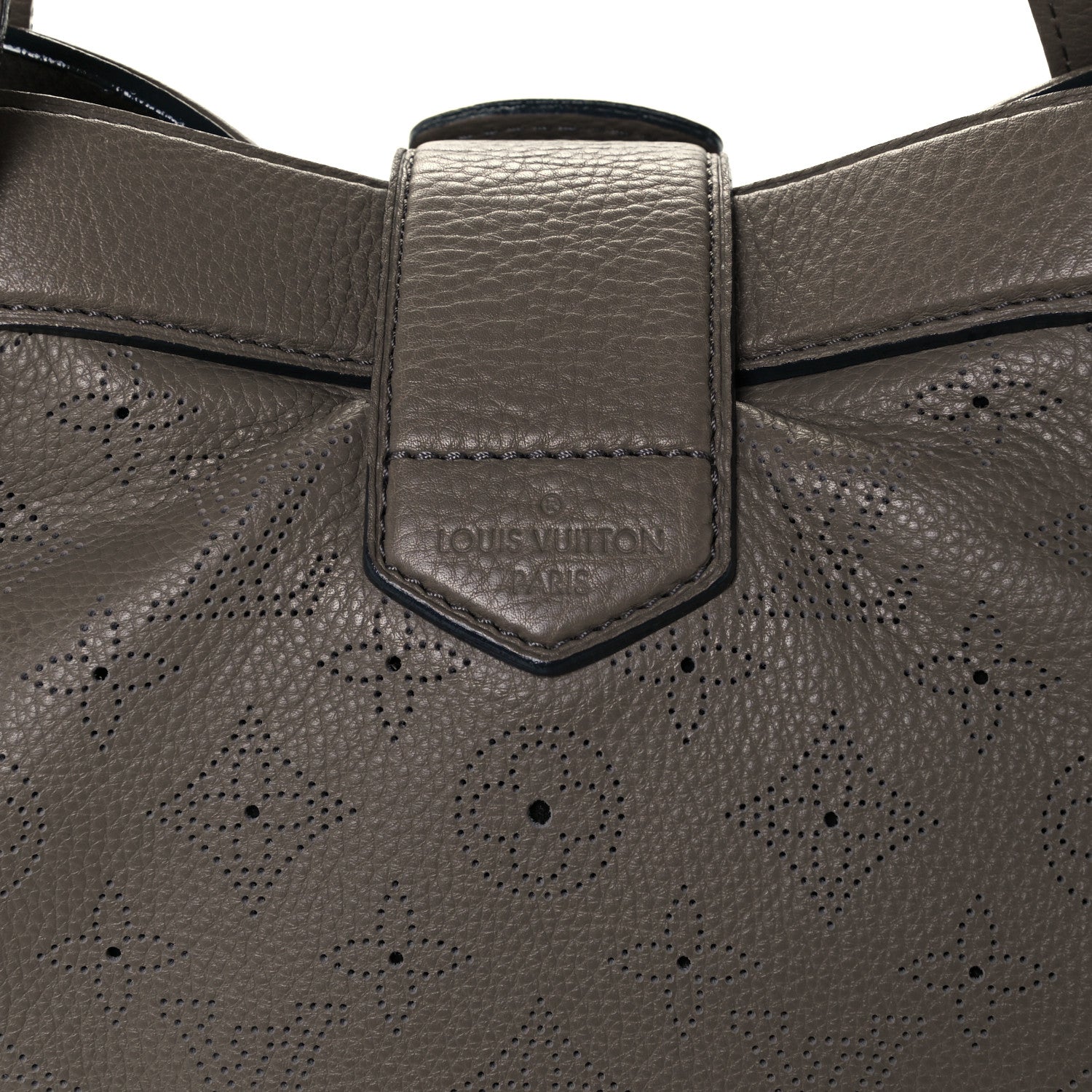 Louis Vuitton Mahina Cirrus PM Taupe 8 of 11