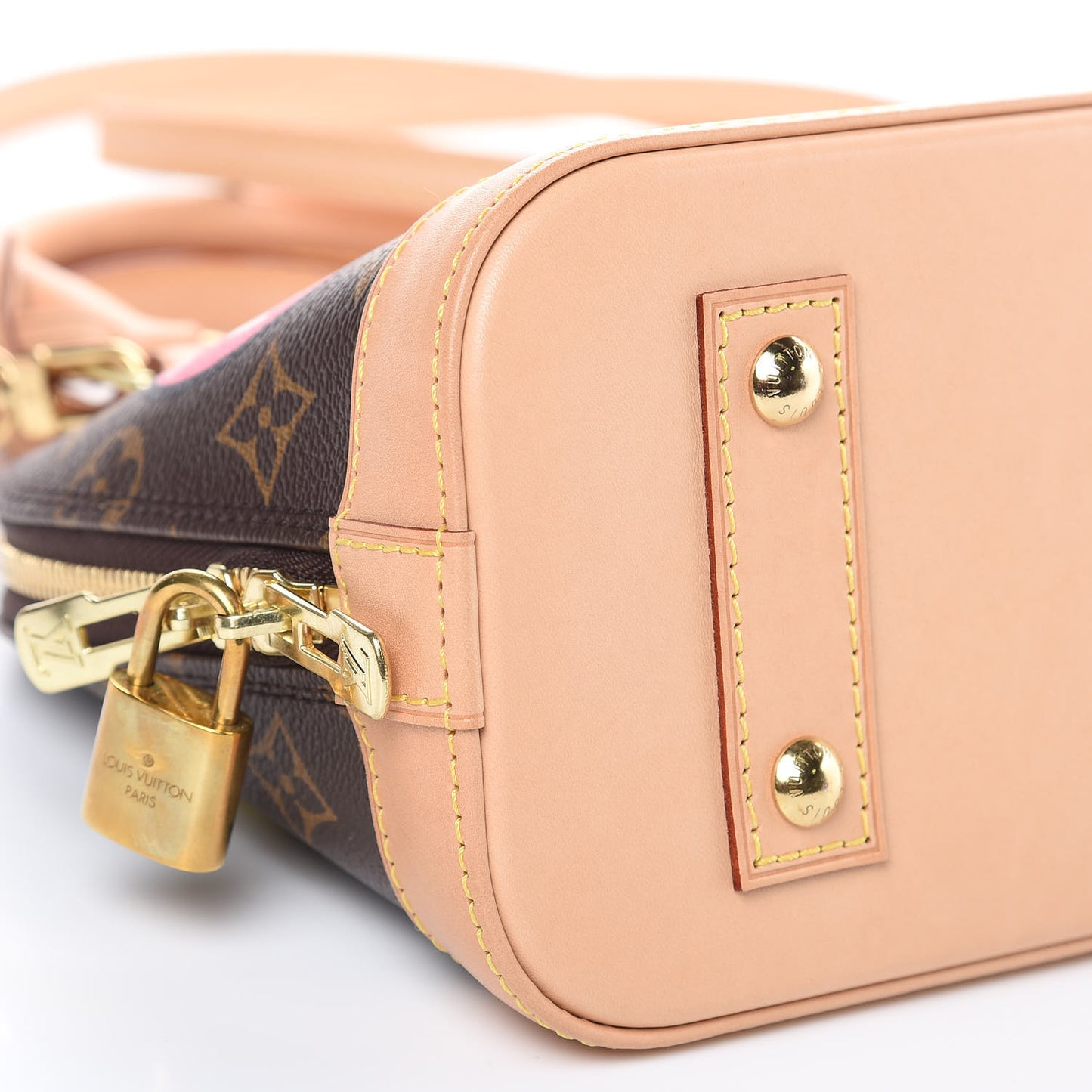 Monogram World Tour Alma BB