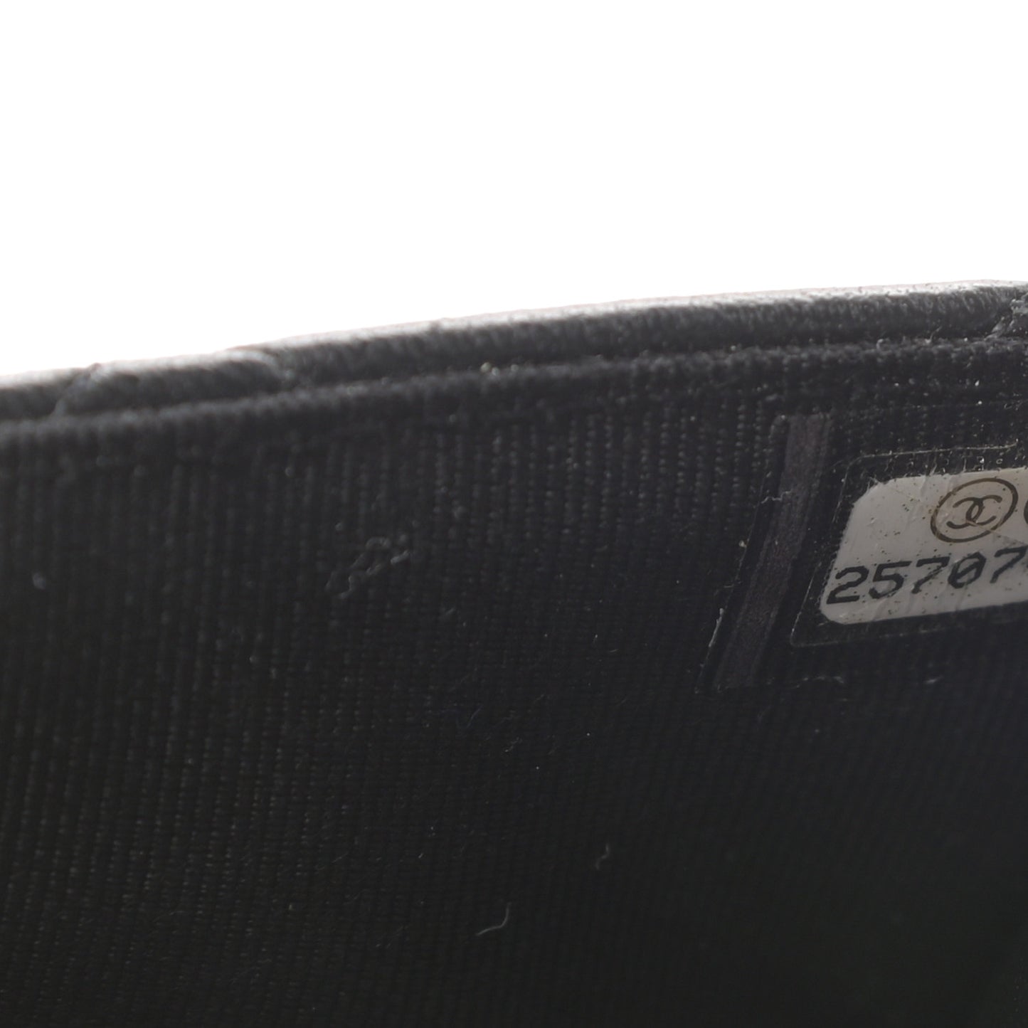 Lambskin Quilted Wallet On Chain WOC Black