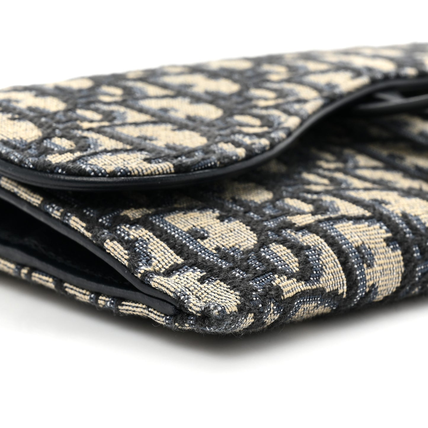 Oblique Saddle Chain Wallet Blue