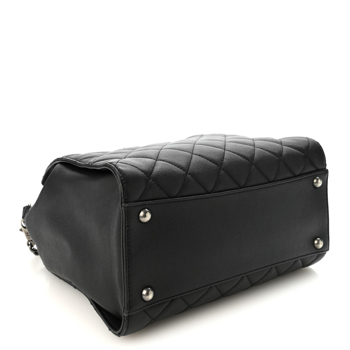 Caviar Quilted Medium CC Bucket Bag Black