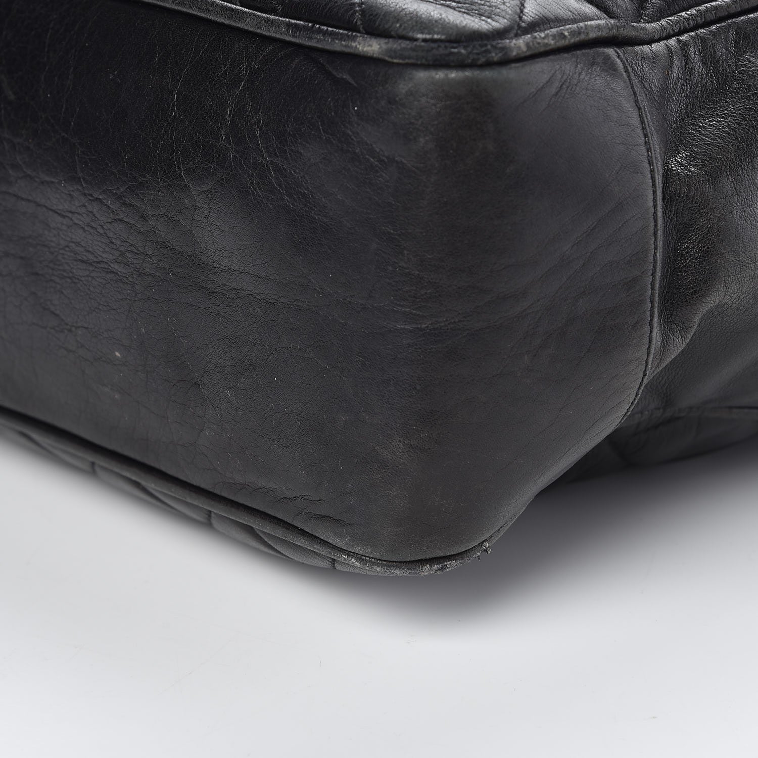 Chanel Lambskin Quilted Shoulder Bag Black 20 of 20