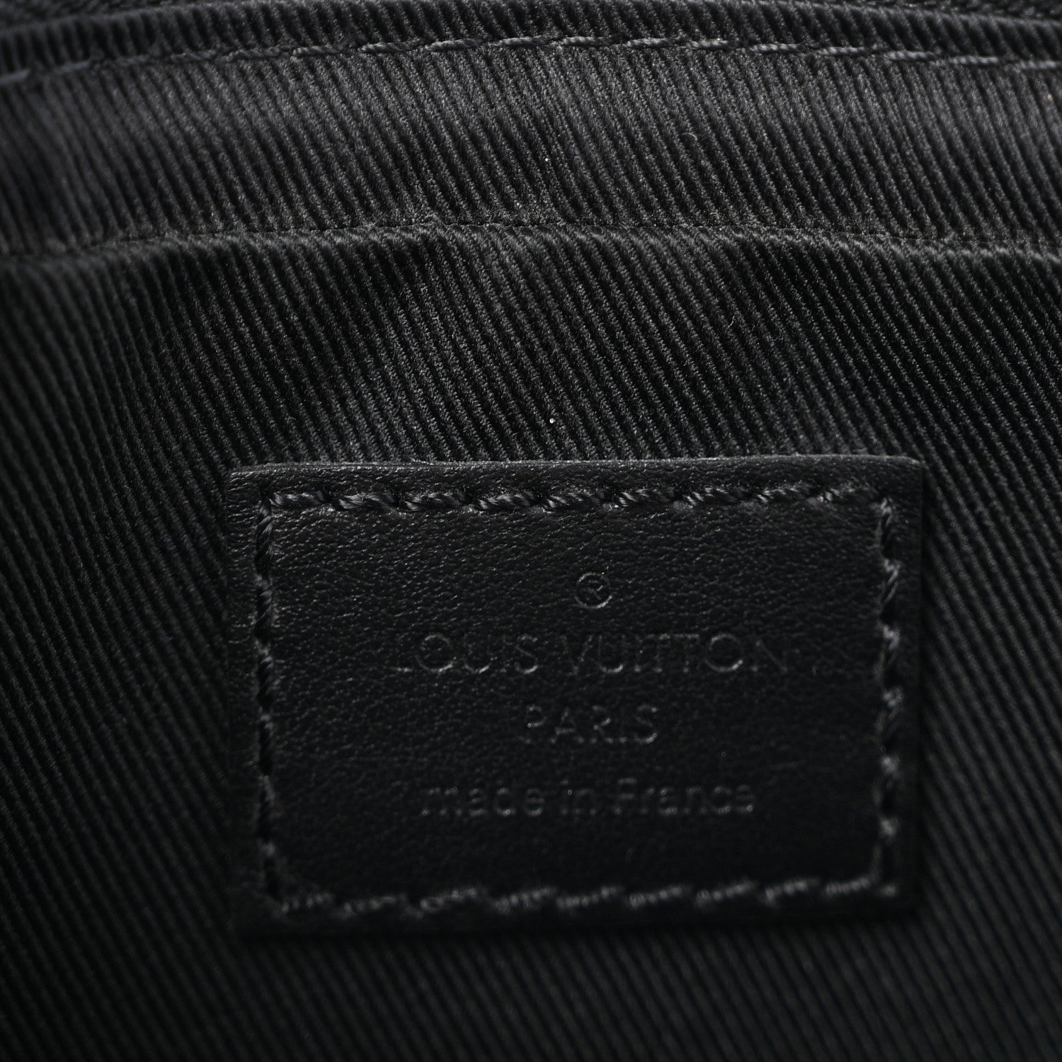 Louis Vuitton Reverse Monogram Eclipse Trio Messenger 7 of 14