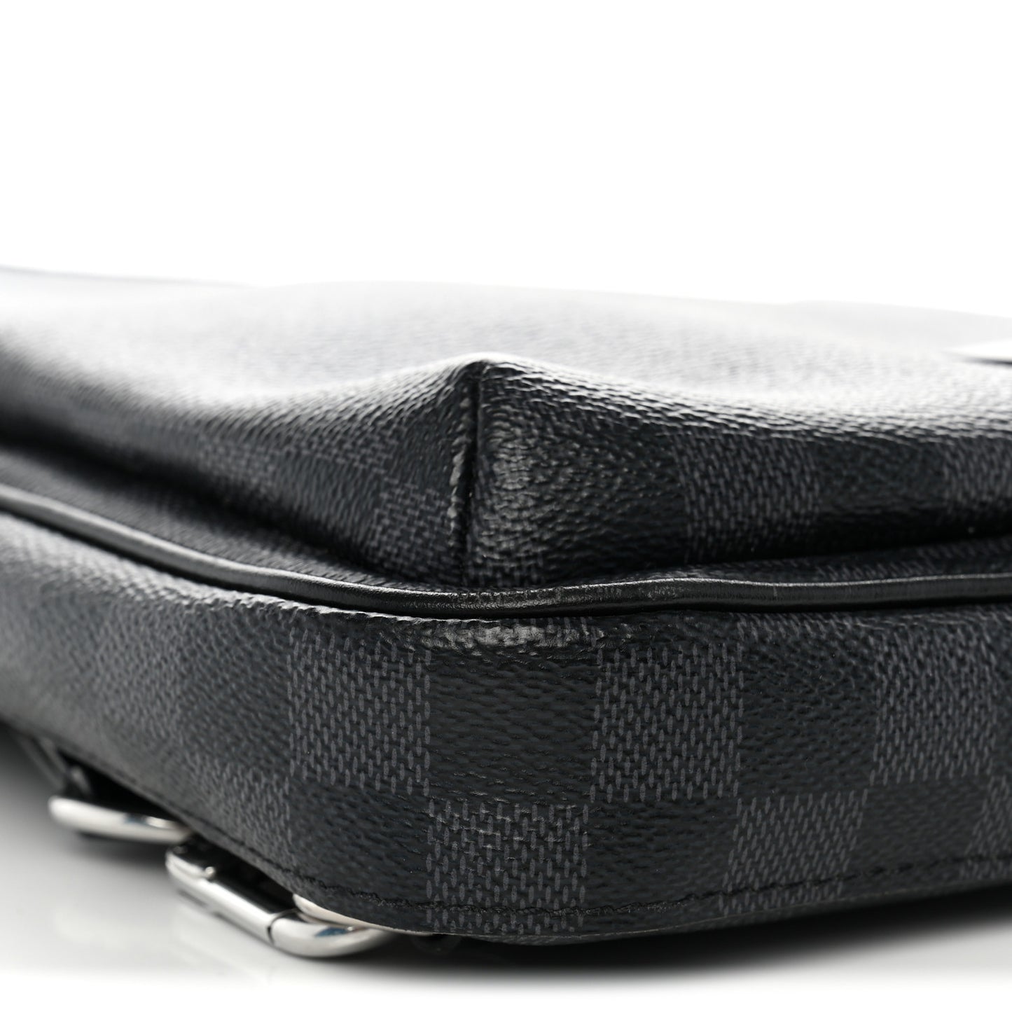 Damier Graphite Avenue Sling Bag NM