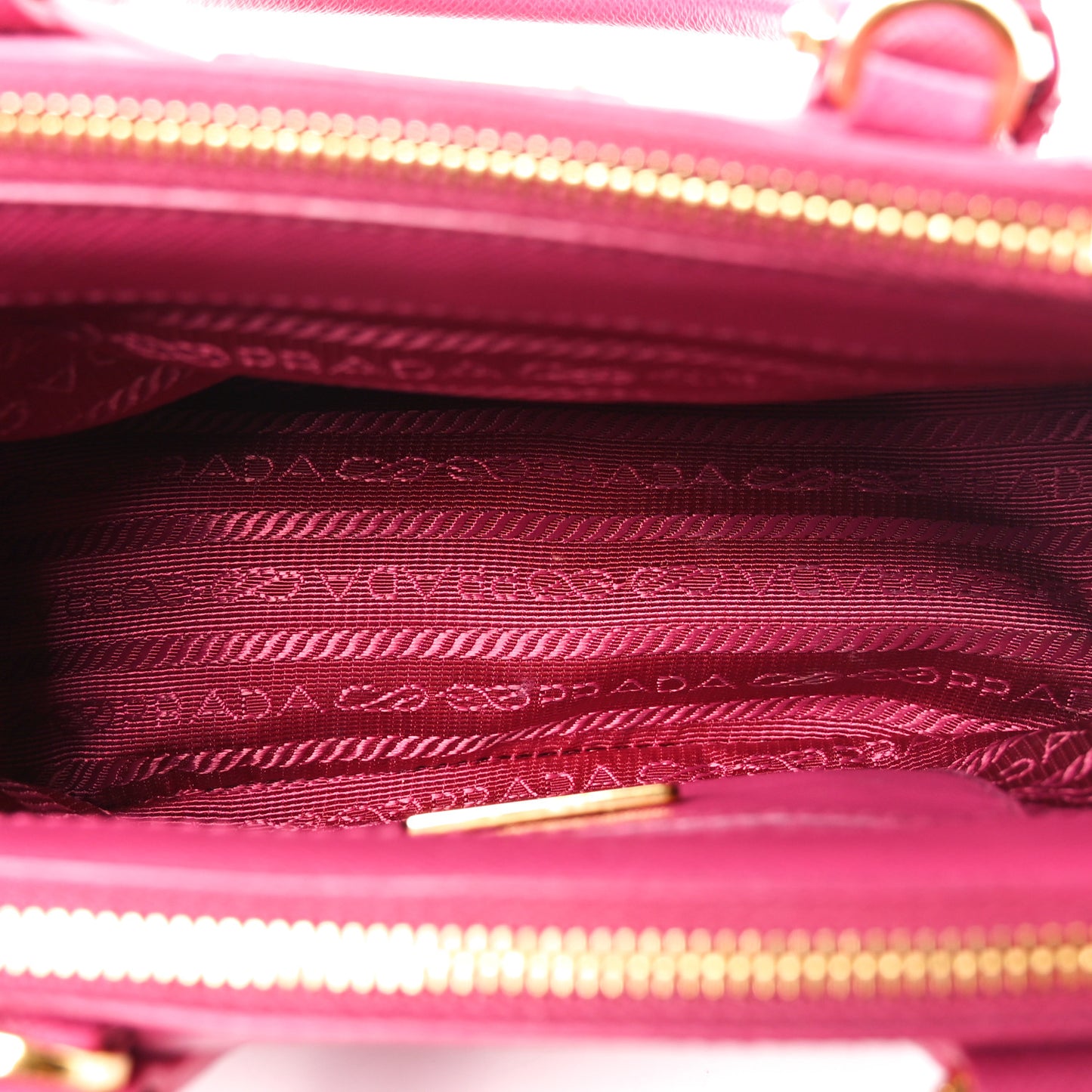 Saffiano Lux Micro Galleria Double Zip Tote Fuxia