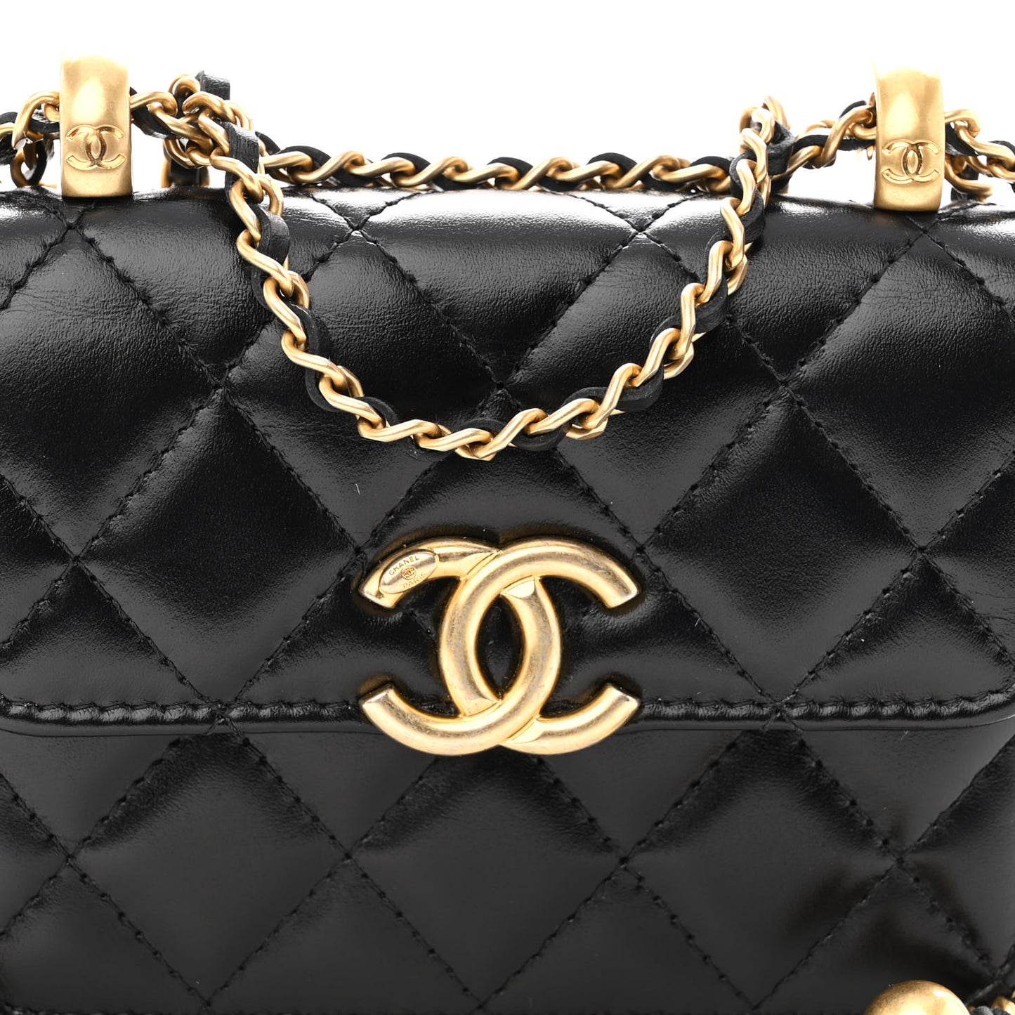Calfskin Quilted Perfect Fit Coin Purse With Chain Black
