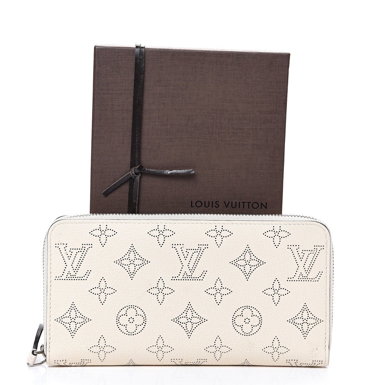 Louis Vuitton Mahina Zippy Wallet Ivory 9 of 9