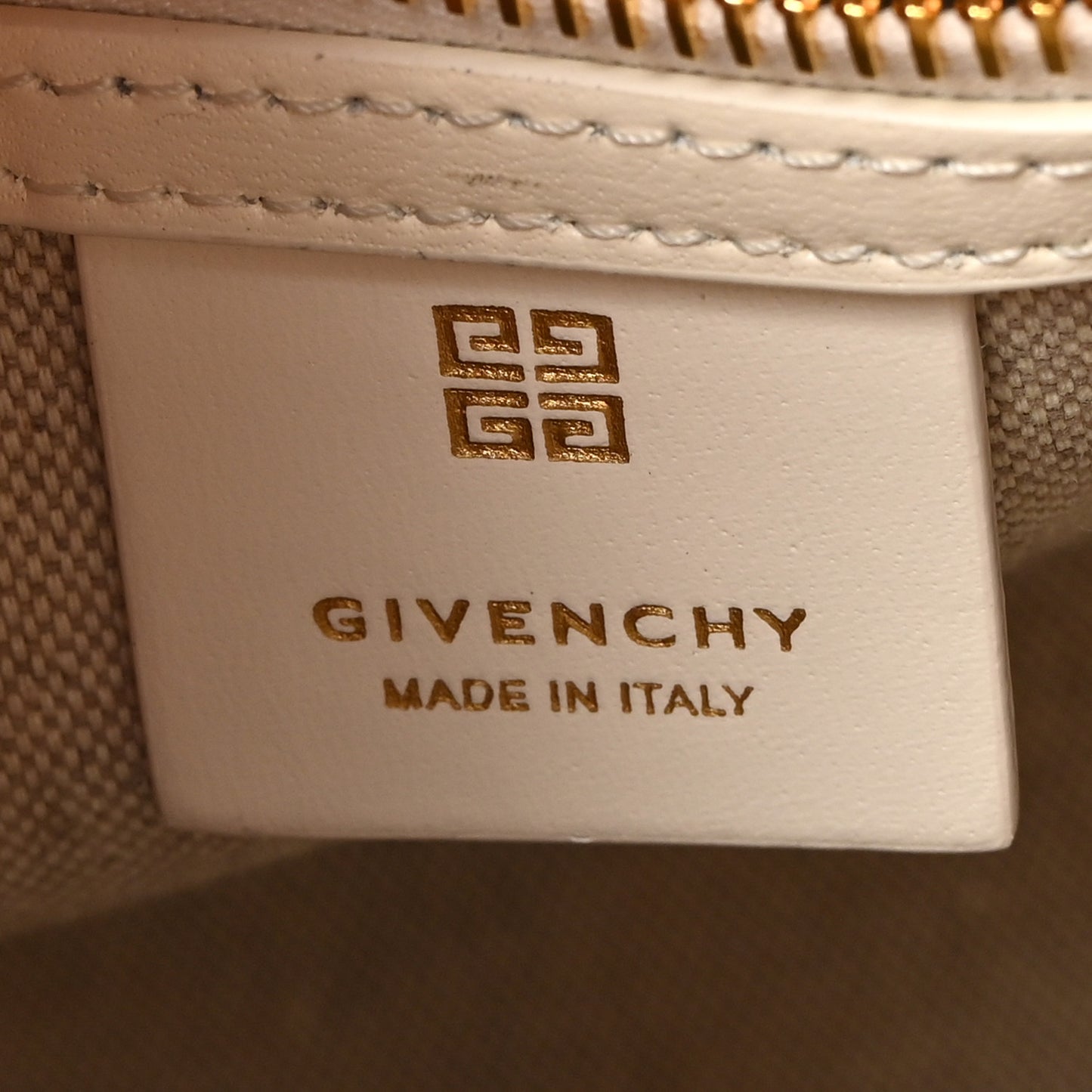 Shiny Lord Calfskin Mini Antigona Ivory