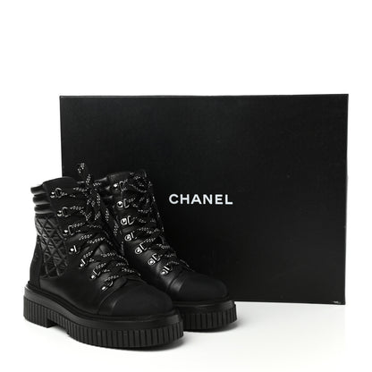 Chanel Calfskin Grosgrain Quilted Lace Up Boots 39 Black Grey 9 of 9