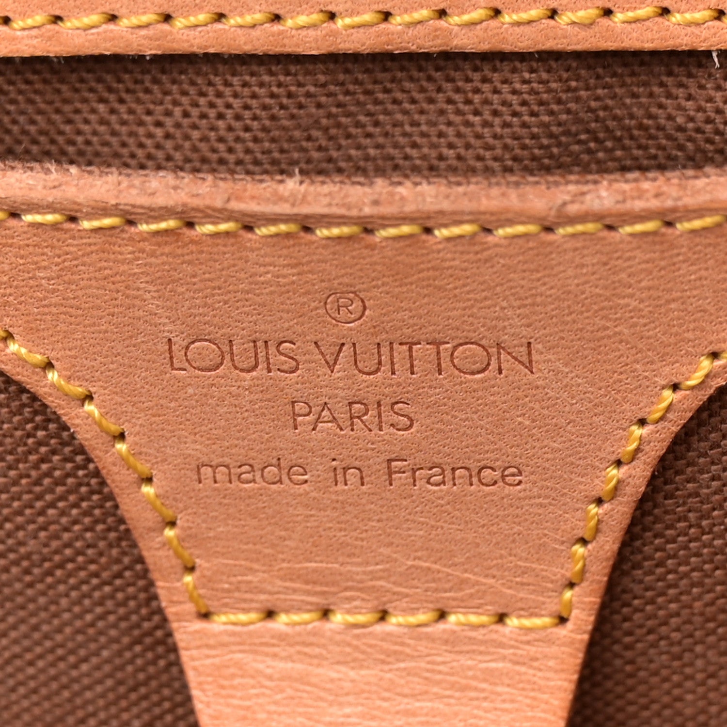 Louis Vuitton Monogram Ellipse MM 6 of 15