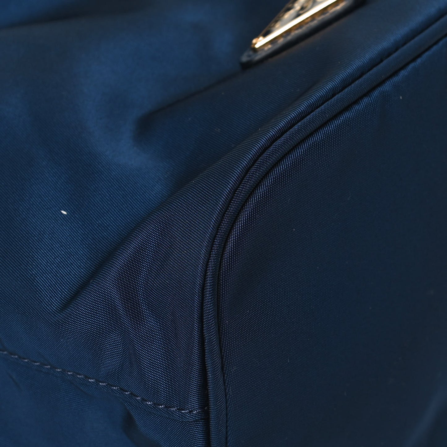 Saffiano Tessuto Nylon Vela Bucket Wristlet Blue