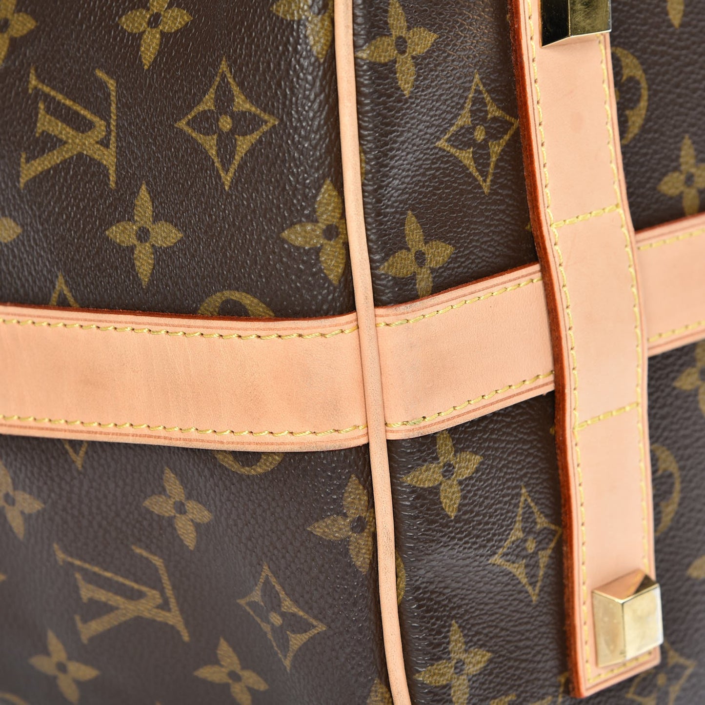 Monogram Neo