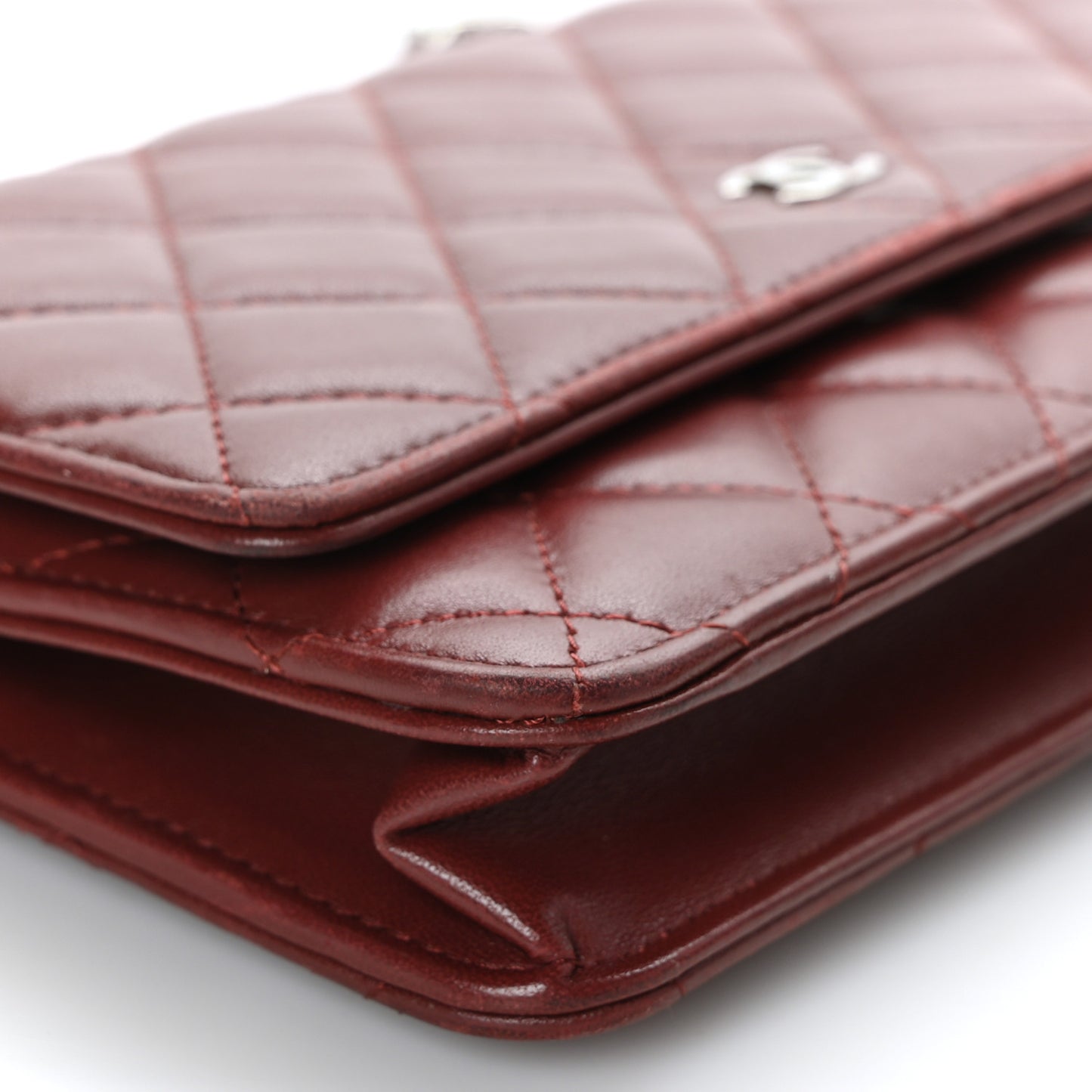 Lambskin Quilted Wallet On Chain WOC Burgundy