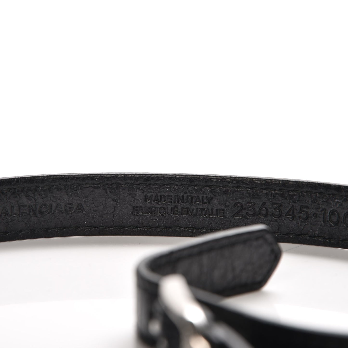 Agneau Giant Silver Hardware Triple Tour M Bracelet Black