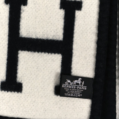 Hermes Wool Cashmere Avalon III Blanket Ecru Black 3 of 3