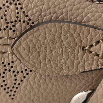 Louis Vuitton Mahina Bella Galet 6 of 11