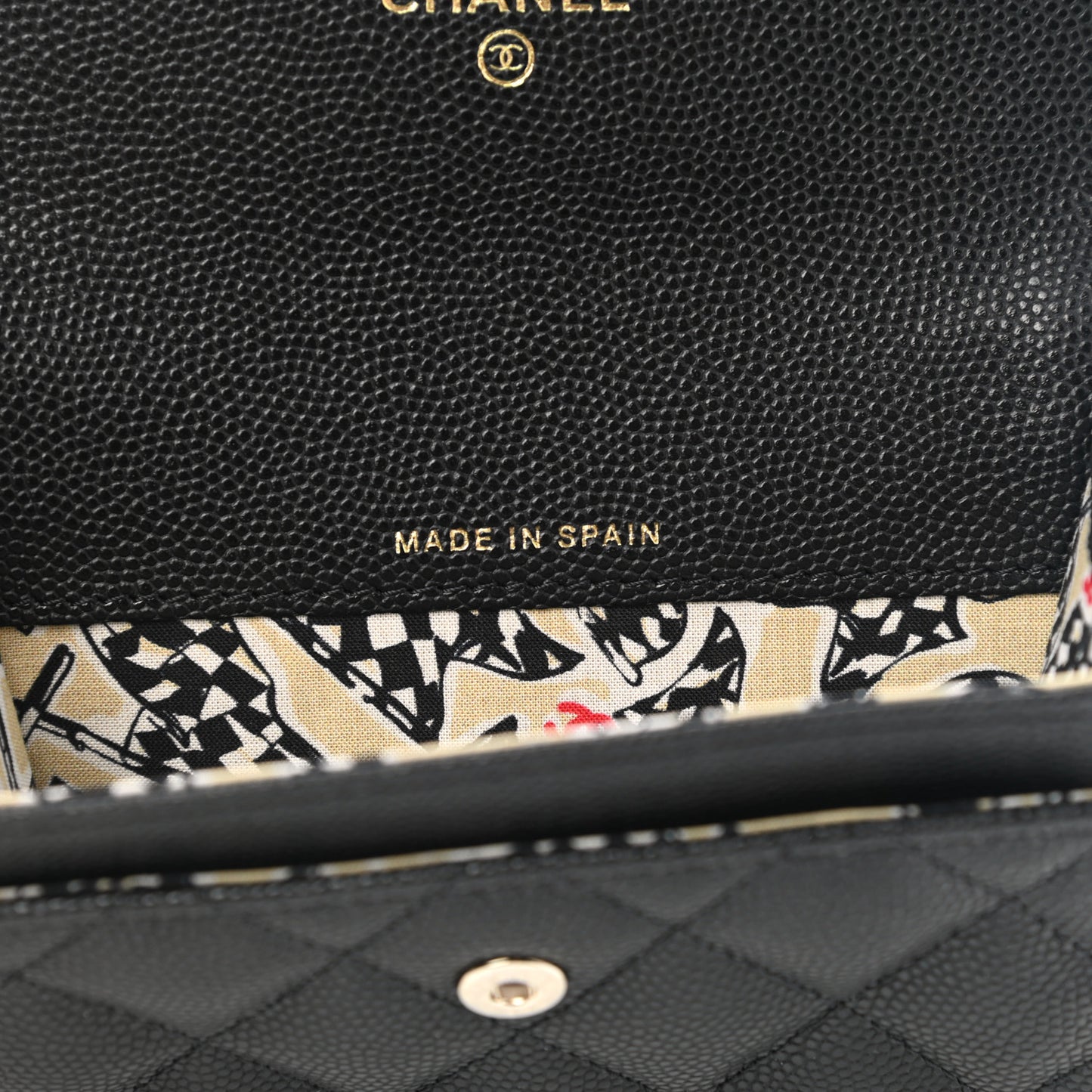 Caviar Quilted Striated CC Flap Card Holder Black