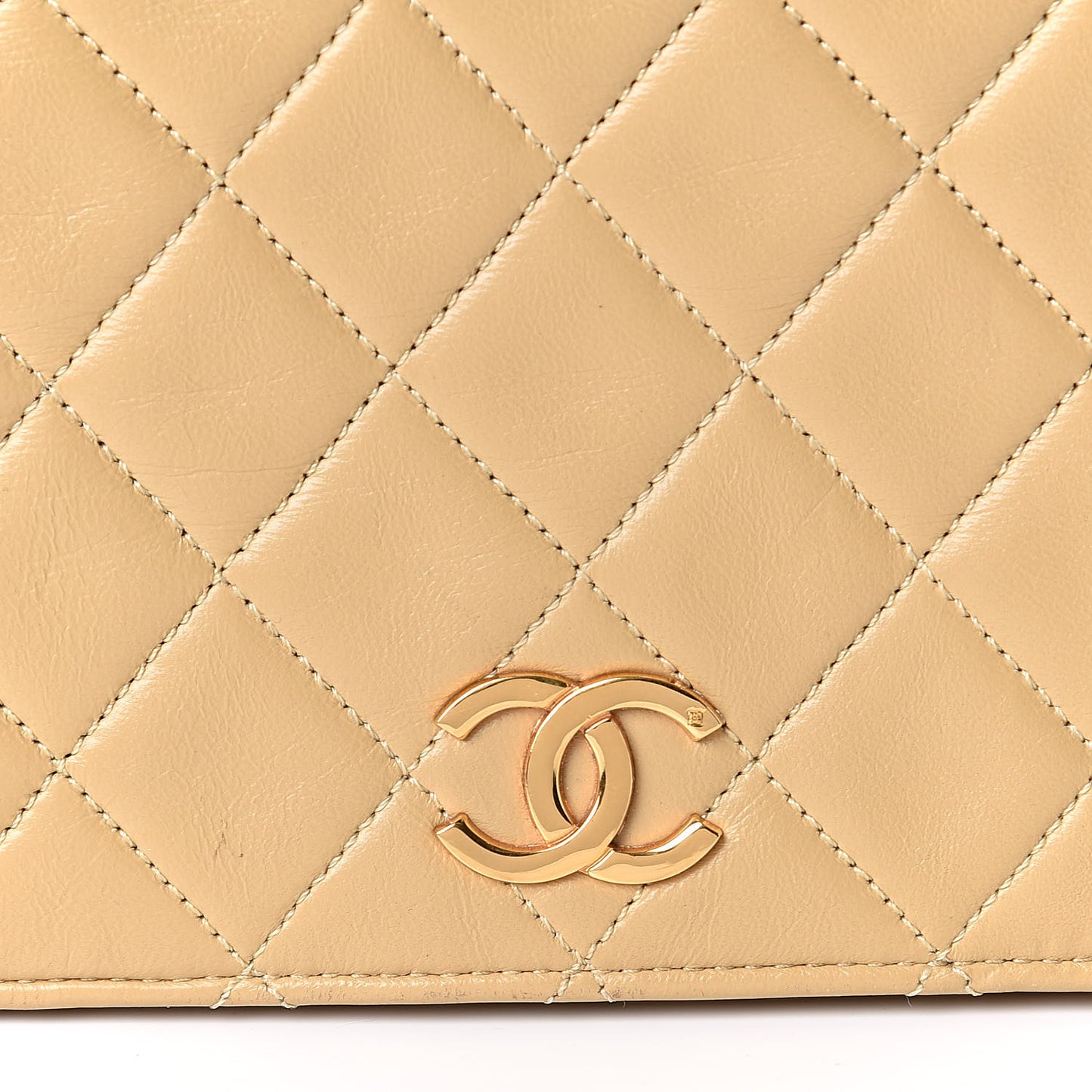 Lambskin Quilted Medium Single Flap Beige