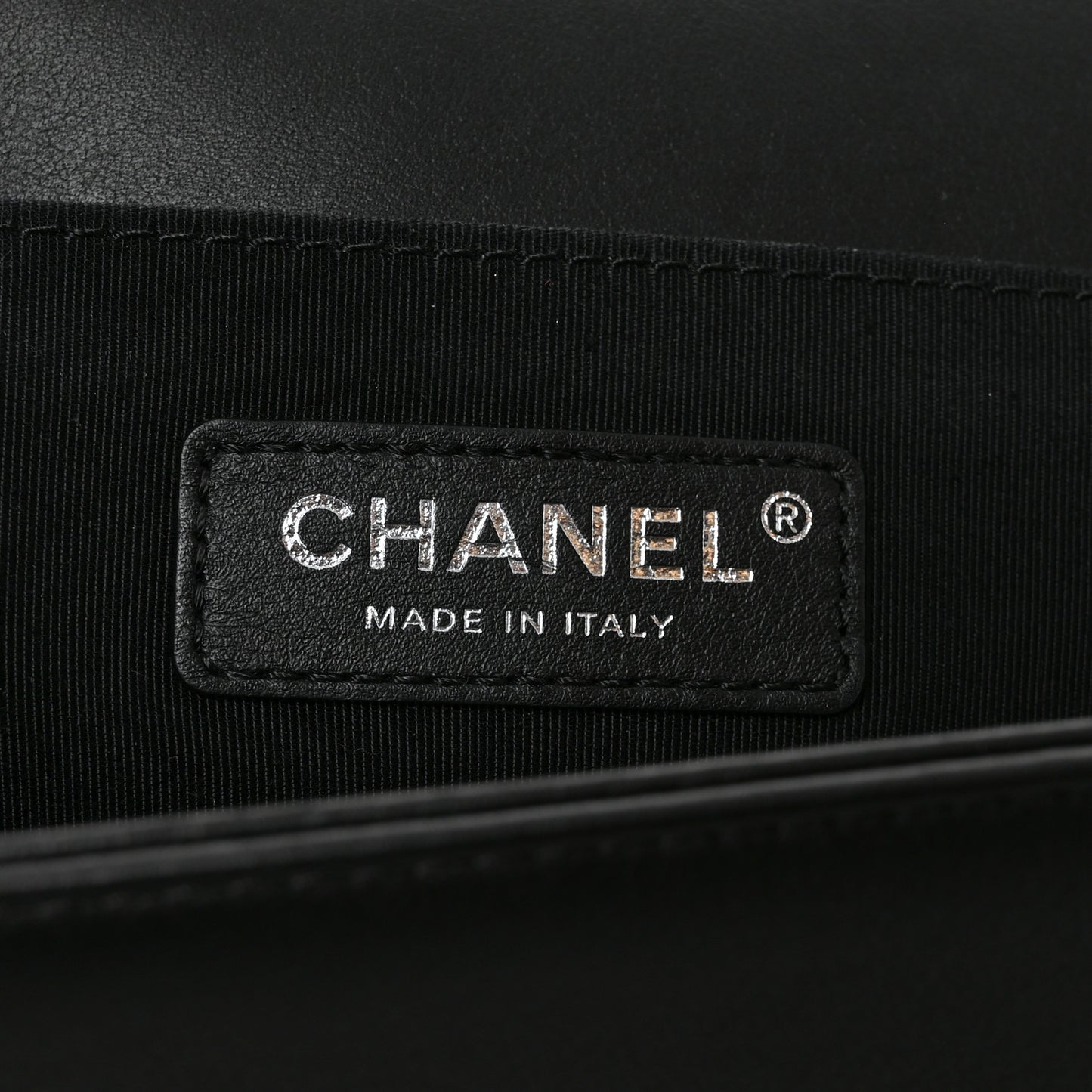 Calfskin Pearl Tweed Medium Boy Flap Black