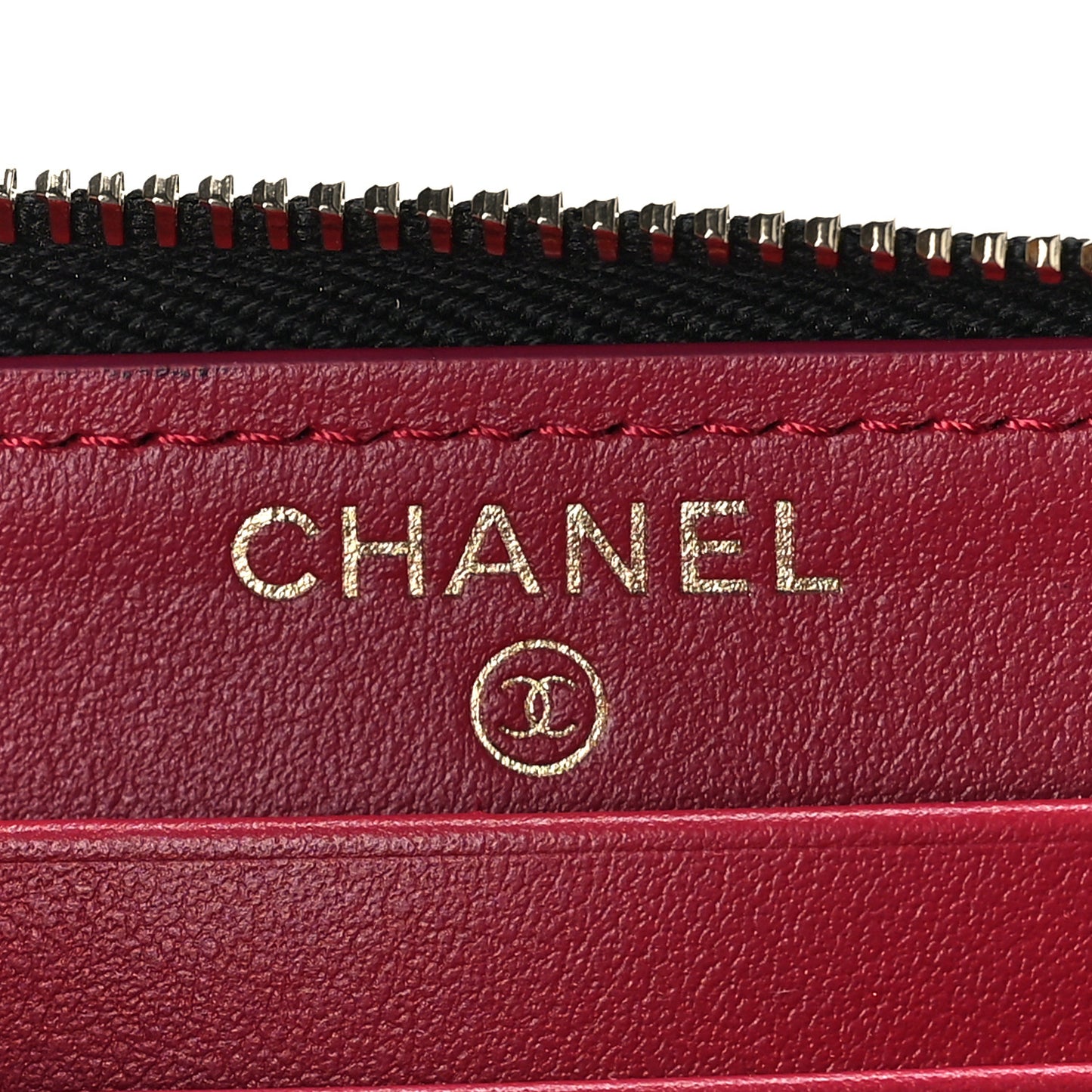 Shiny Goatskin Quilted Chanel 19 Long Zipped Around Wallet Black