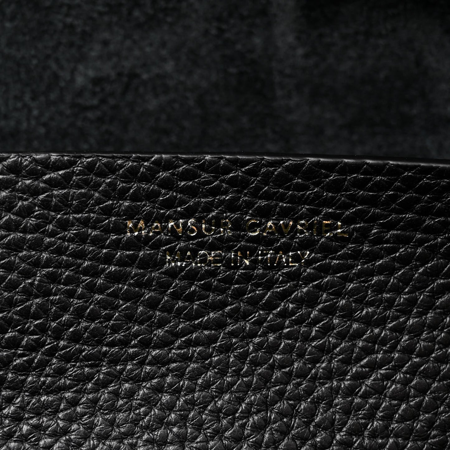 Pebbled Calfskin Everyday Zip Tote Black