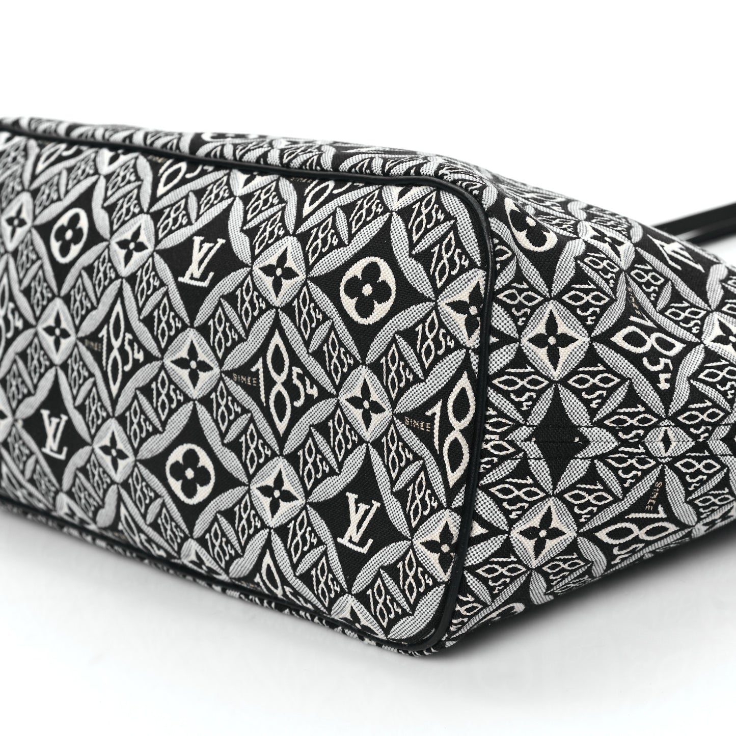 Jacquard Since 1854 Neverfull MM  Grey