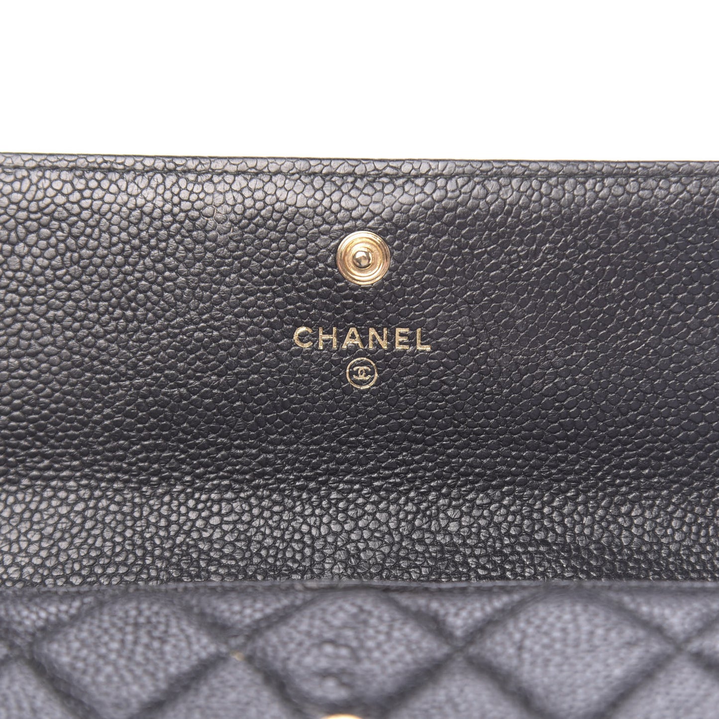 Caviar Quilted Large Boy Gusset Flap Wallet Black