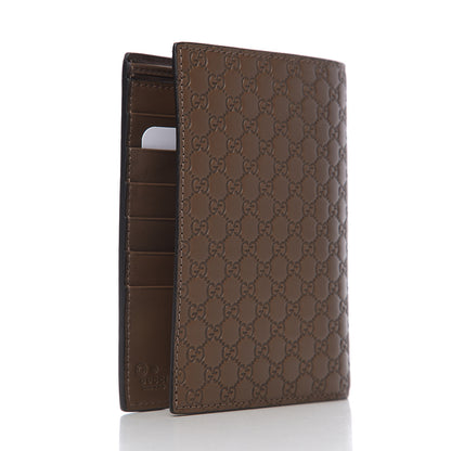 Gucci Microguccissima Passport Case Acero 2 of 5