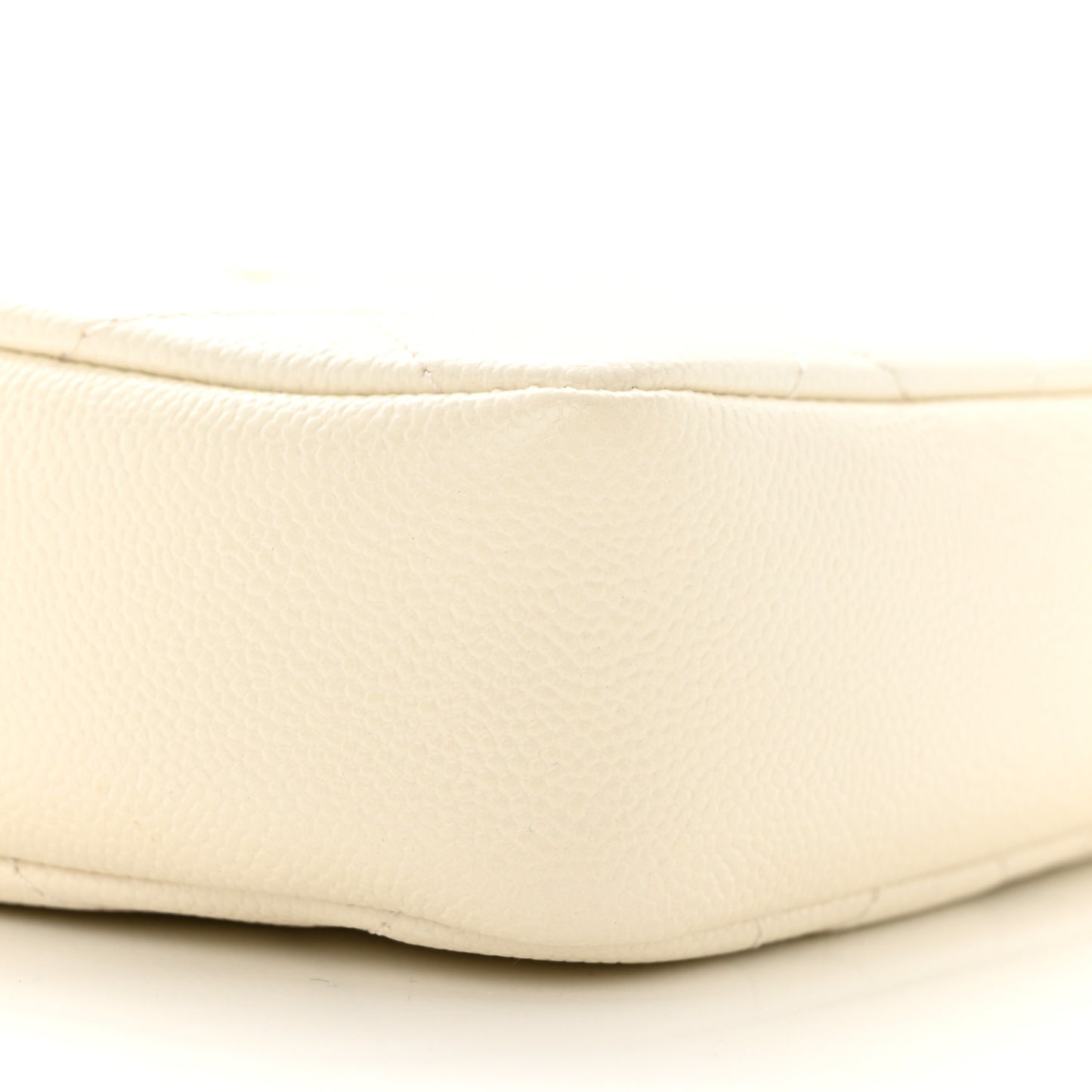Shiny Caviar Quilted Chain Melody Camera Bag White