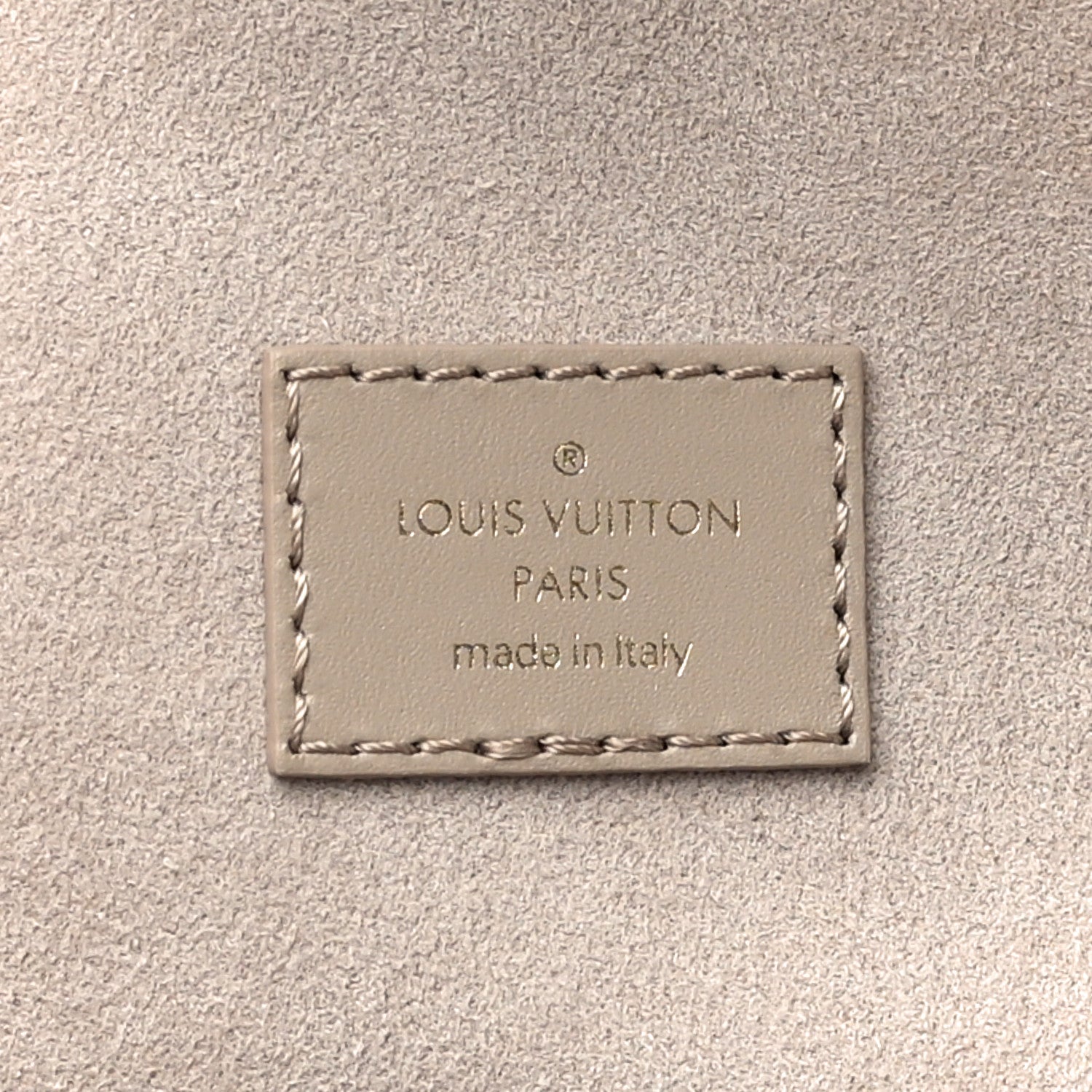 Louis Vuitton Empreinte Monogram Giant Vanity PM Tourterelle 5 of 9